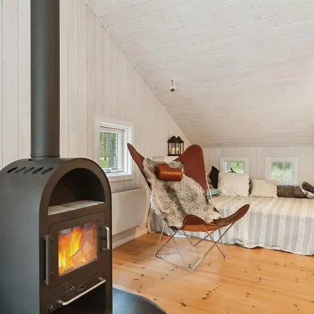 Tilje - 800m From The Sea By Interhome Feriehus *