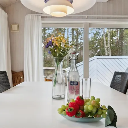 Tilje - 800m From The Sea By Interhome * Neksø